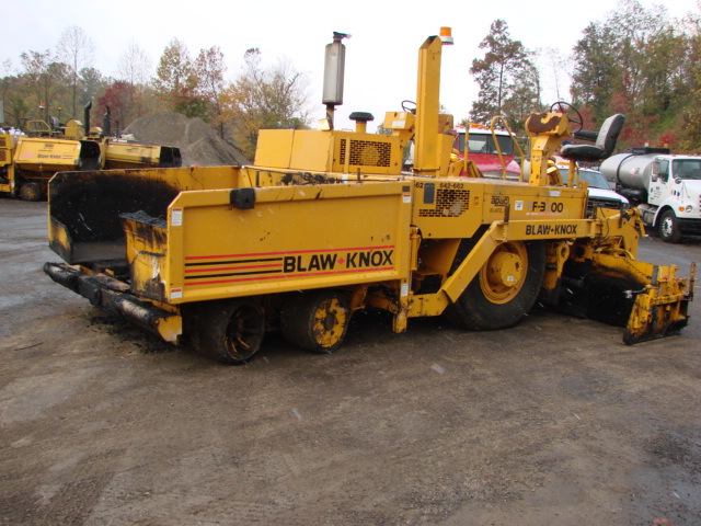 Blaw-Knox PF3200