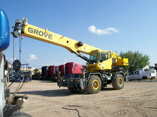 Grove RT530E
