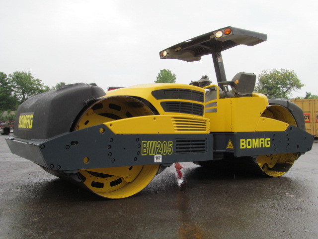 Bomag BW205