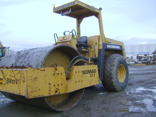 Bomag BW217D