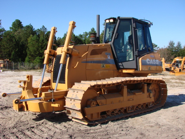 Case 1650KXLT