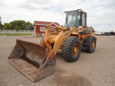 Case 621C XR