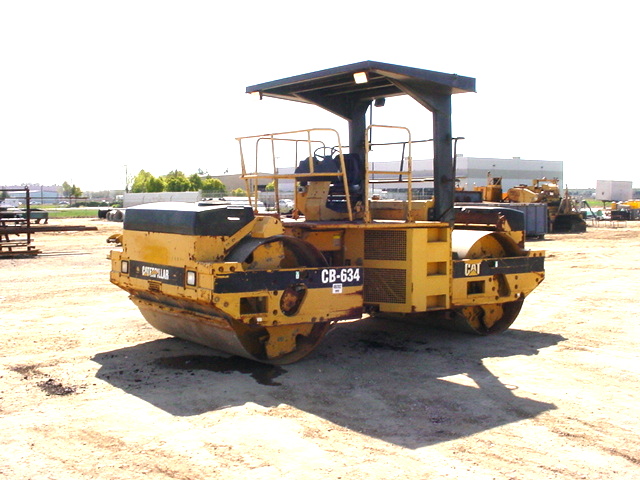 Caterpillar CB634