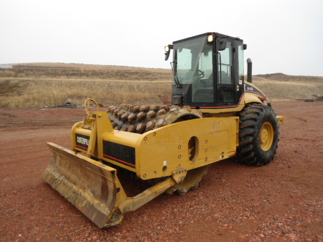 Caterpillar CP573E