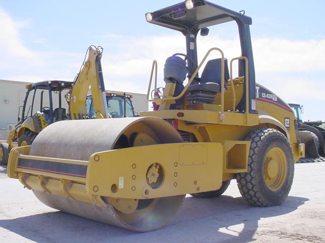 Caterpillar CS433E