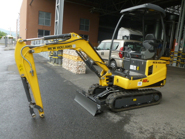 New Holland E18B