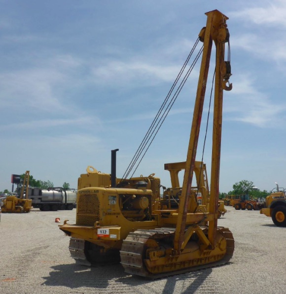 Caterpillar 572F Pipelayer Specs and Dimensions - VeriTread