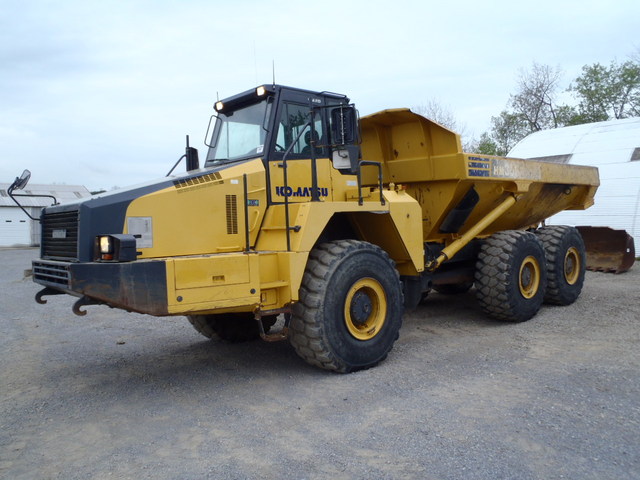 Komatsu HM3502