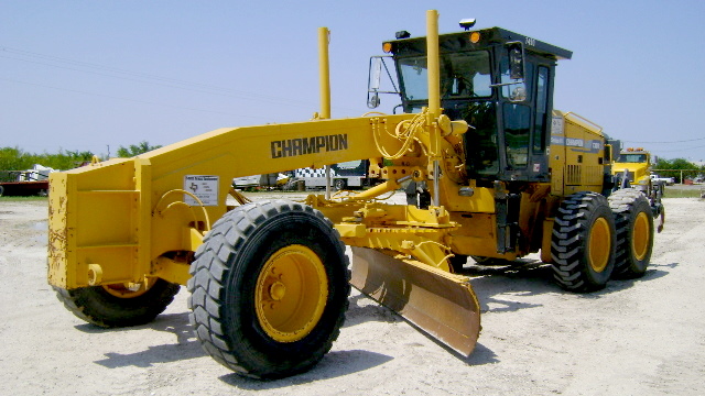 Champion 730AIV