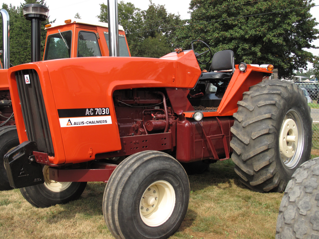 Allis-Chalmers 7030