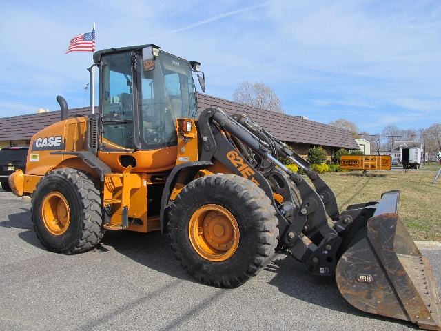 Case 621EXT