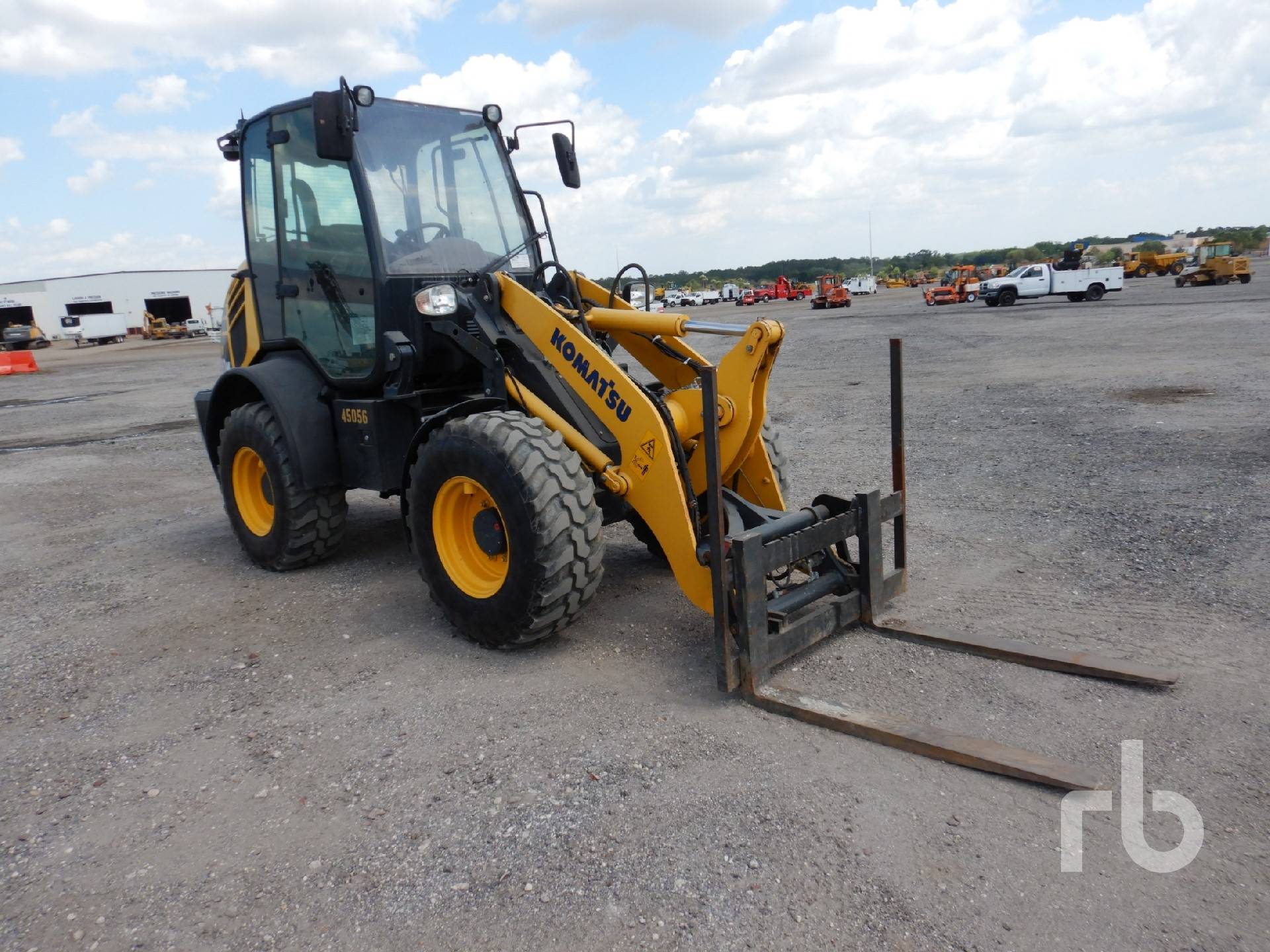 Komatsu WA80M7