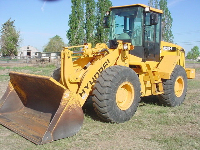 Hyundai HL7407