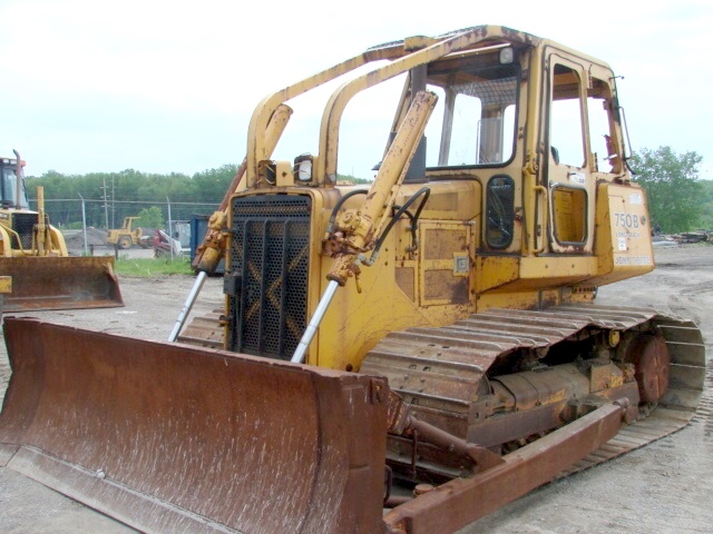 John Deere 750BLGP
