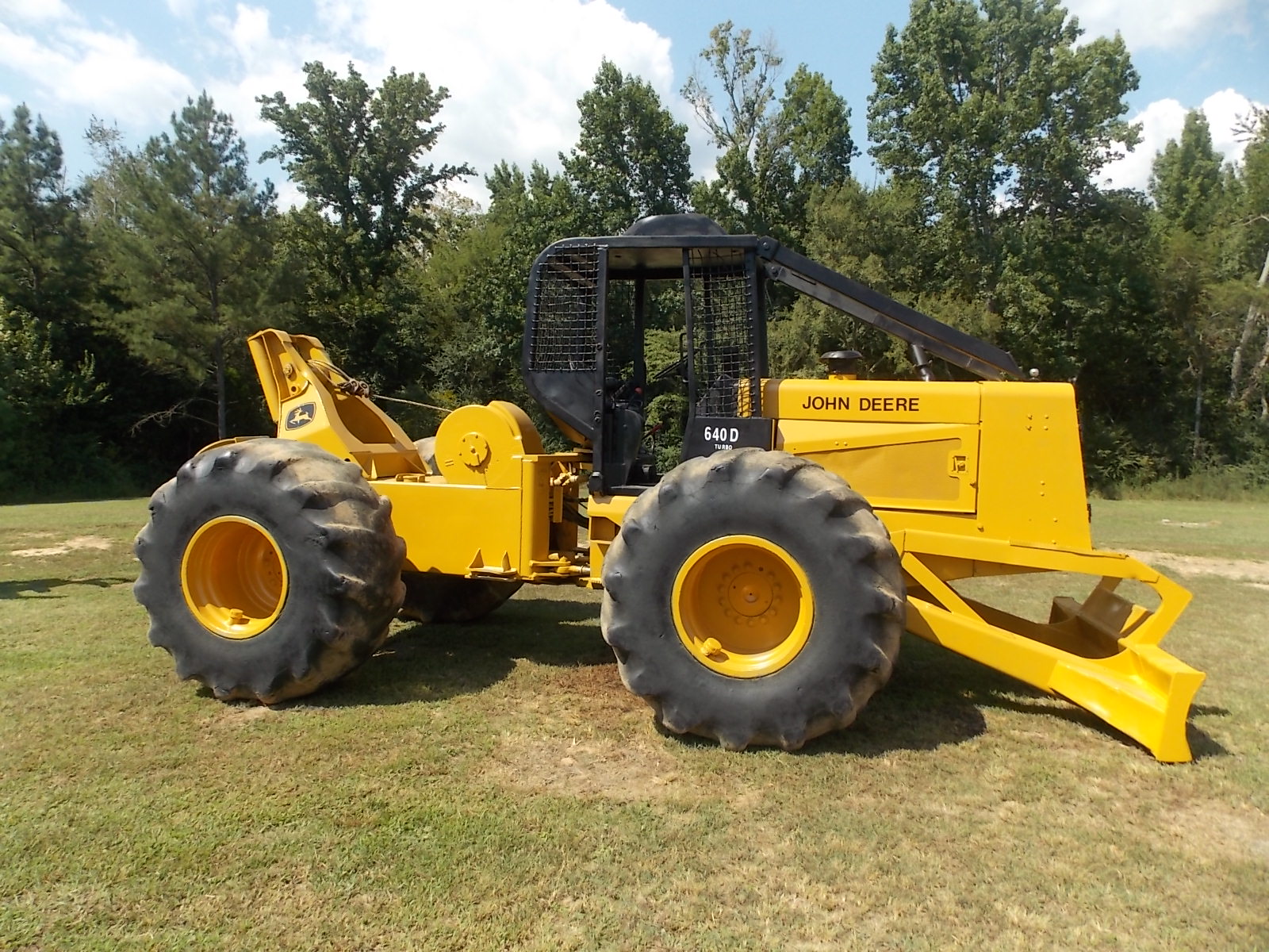 John Deere 640D