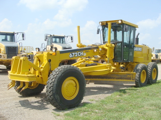 John Deere 672CHII