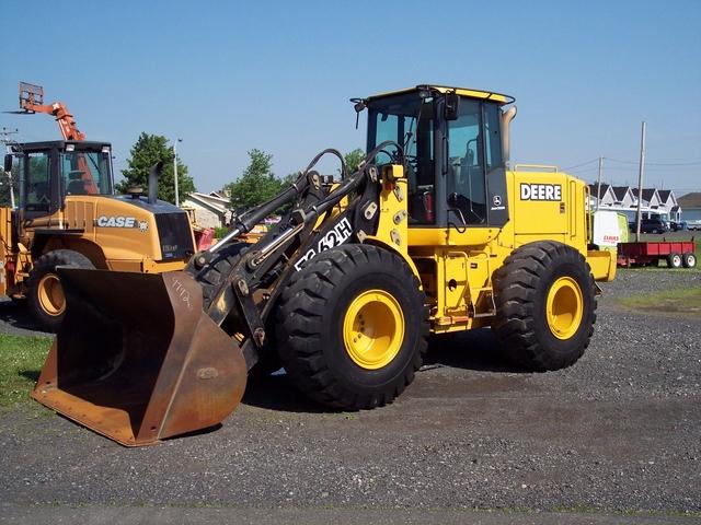 John Deere TC62H