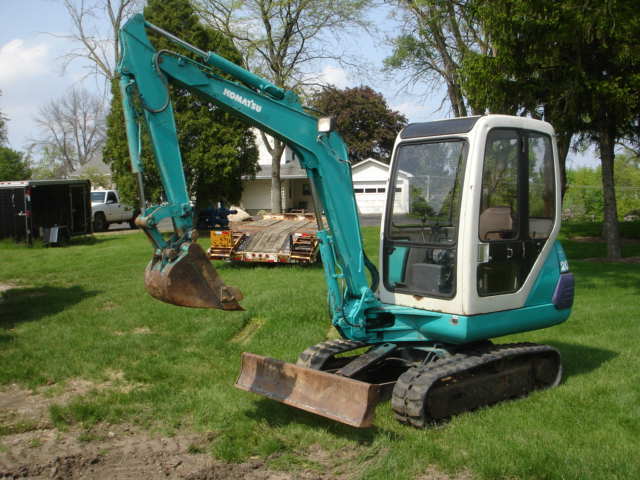Komatsu PC207