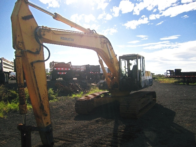 Komatsu PC200LC5