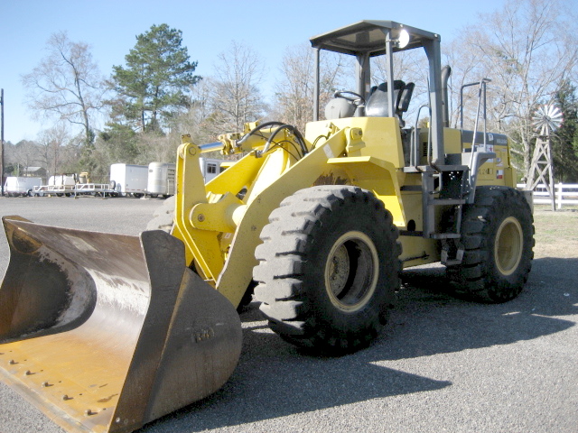 Komatsu WA2503