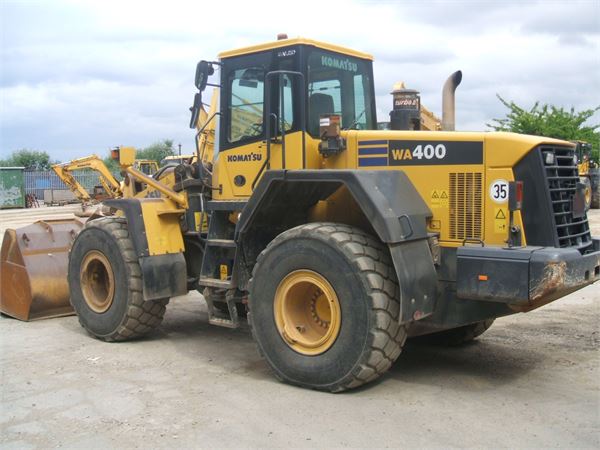 Komatsu WA400 5
