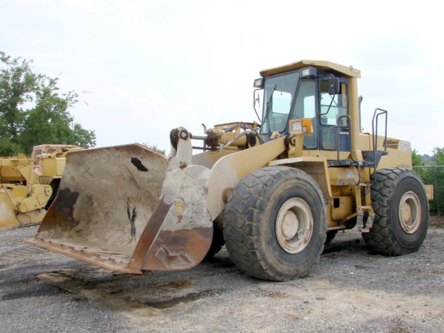 Komatsu WA4201