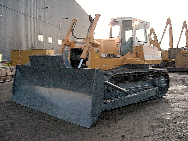 Liebherr PR742BM