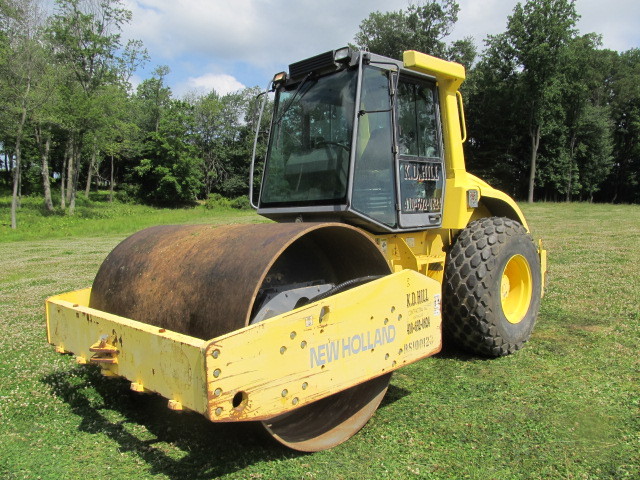 New Holland CV1100D