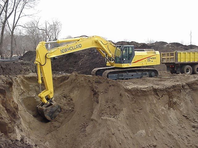 New Holland EC450LC