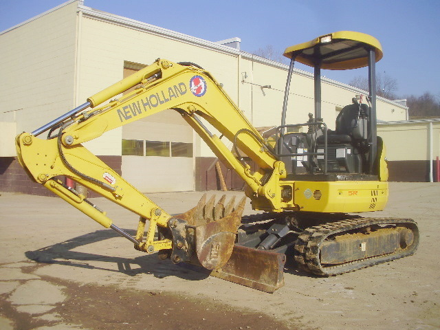 New Holland EH30B