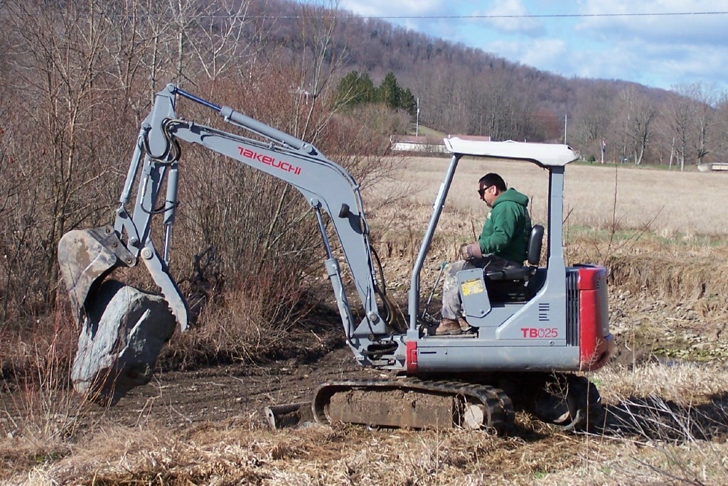 Takeuchi TB25
