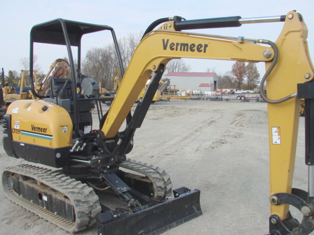Vermeer CX229 Mini Excavator Specs: Dimensions & Weight | VeriTread