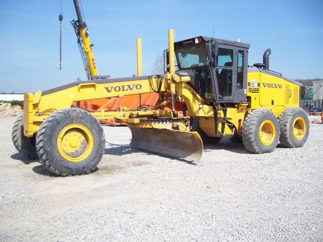 Volvo G746B