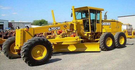 John Deere 670CH