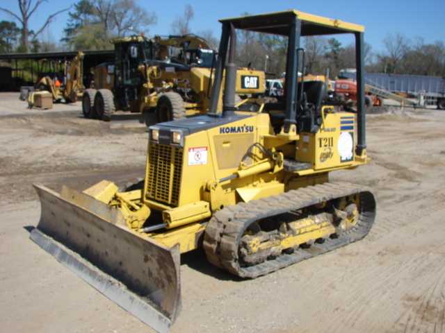 Komatsu D21P8