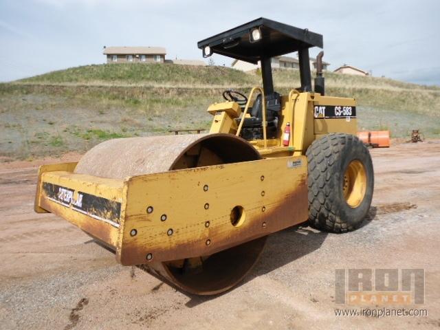 Caterpillar CS583