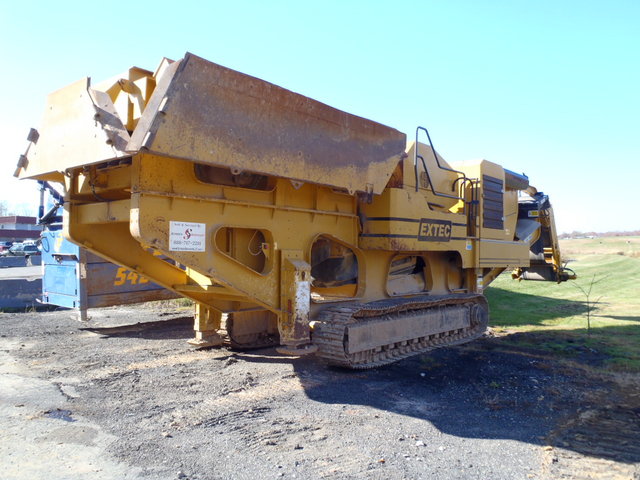 Extec C12 Crusher Specs and Dimensions - VeriTread