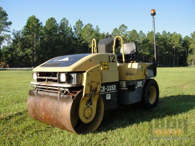 Caterpillar CB335D