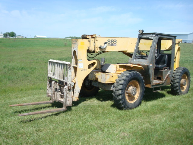 Gehl 883DYNALIFT