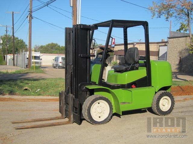 Clark CGP40