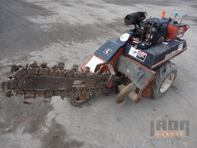 Ditch Witch 1820K