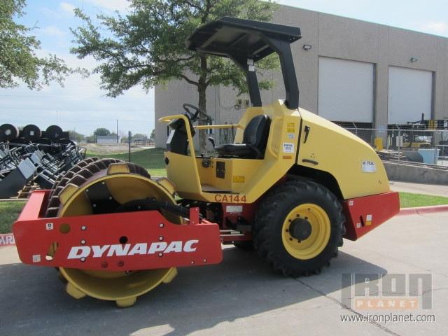 Dynapac CA144D