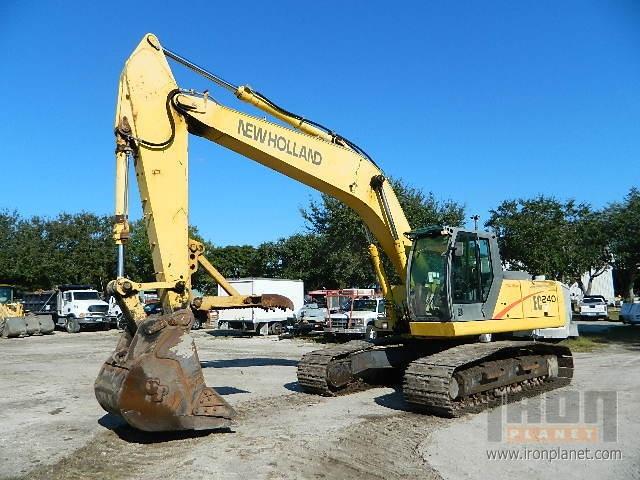 New Holland EC240LC