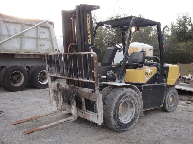Daewoo D35S2