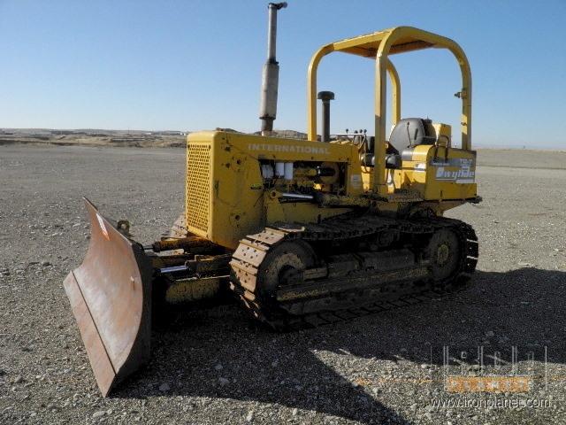 International TD7E