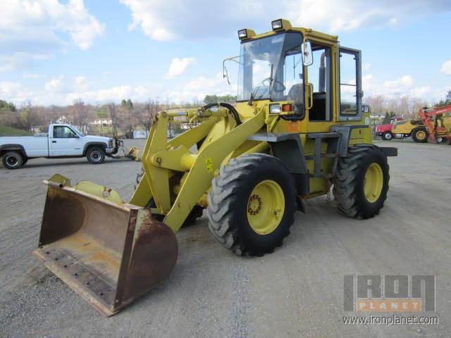 Komatsu WA1003