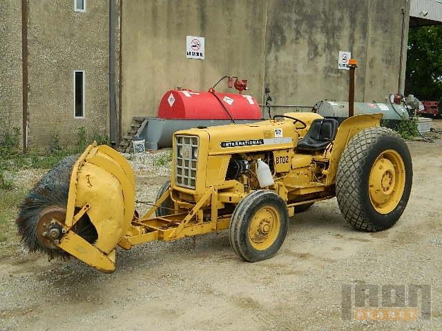 International 454
