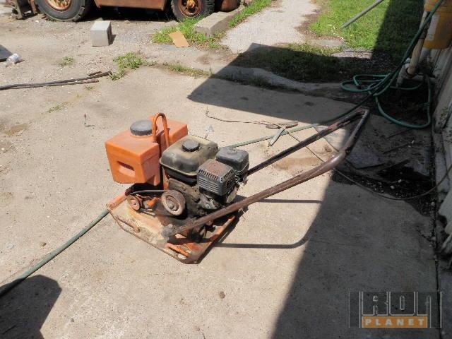 Multiquip MVC77
