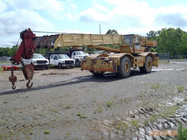 Grove RT740