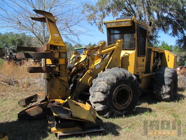 Tigercat 726B